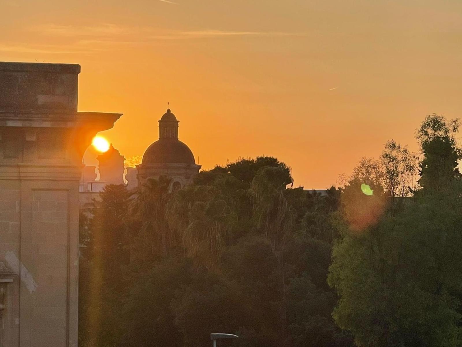 The Golden Hour, Luxury Apartment With A Panoramic View Lecce Esterno foto